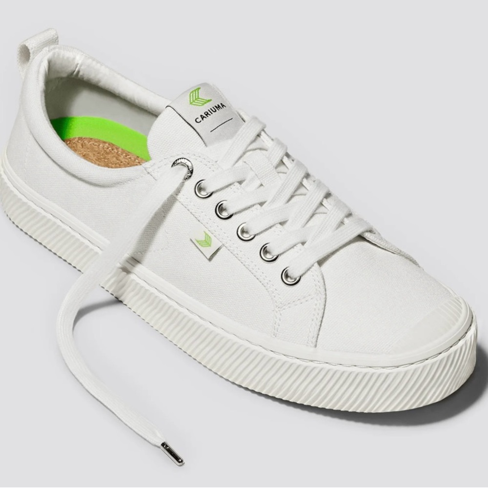 NEW Cariuma Canvas OCA Low Sneaker
